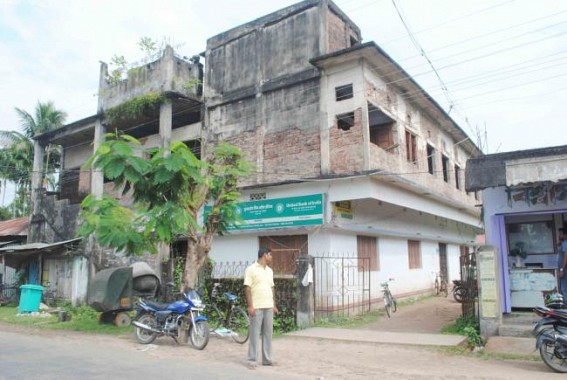 Kamalpur : United Bank of India turns into a den of problem for the consumers Kamalpur : United Bank of India turns into a den of problem for the consumers